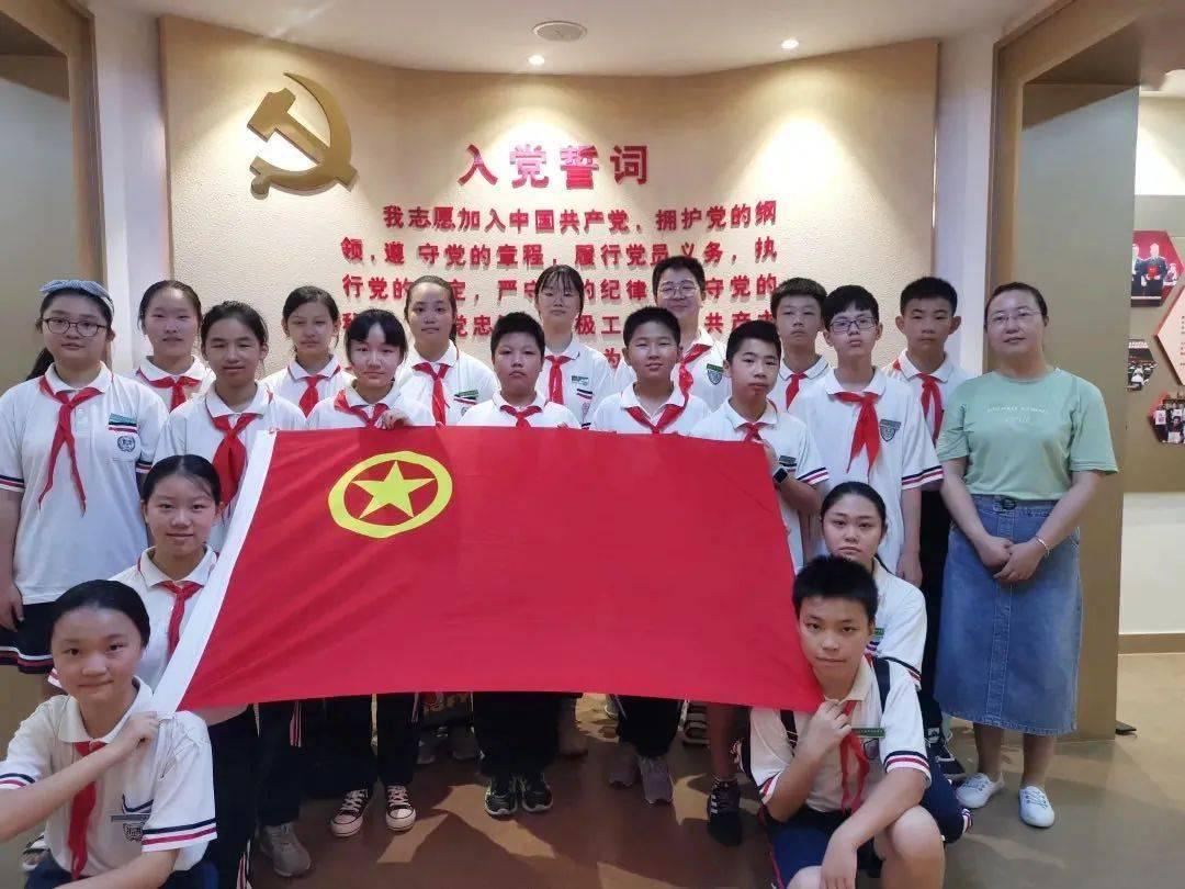 曾之乔回应补办婚礼:已经过了热情期 不确定会不会补办了
